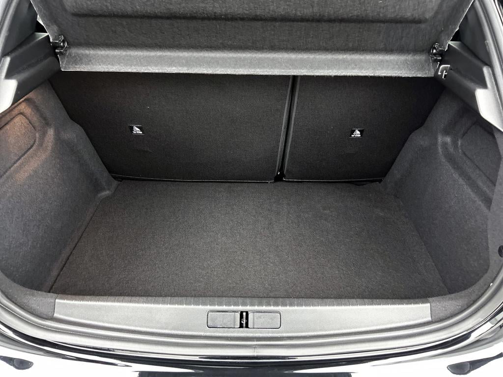 Peugeot 208 hybrid 145pk automaat gt | rijklaar | adaptief cruise control |