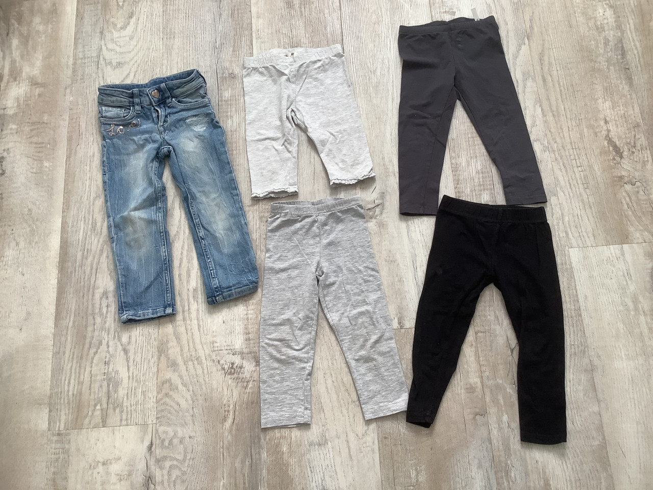 Meisjes Zomer Kledingpakket - Maat 92  - 52 stuks + 9 stuks