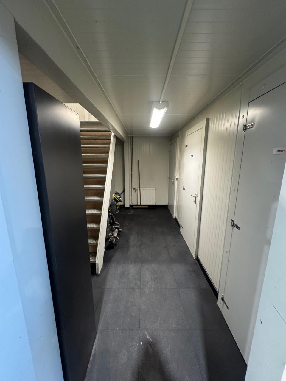 Bedrijfsunit met laaddocks – geconditioneerd – ca. 868 m² – Middelburg