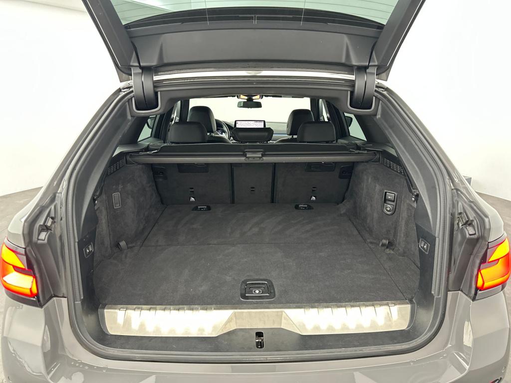 BMW 5 Serie touring 530e high executive m-sport