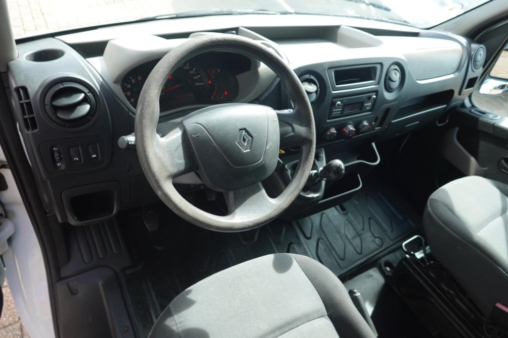 Renault Master t33 2.3 dci l2h2