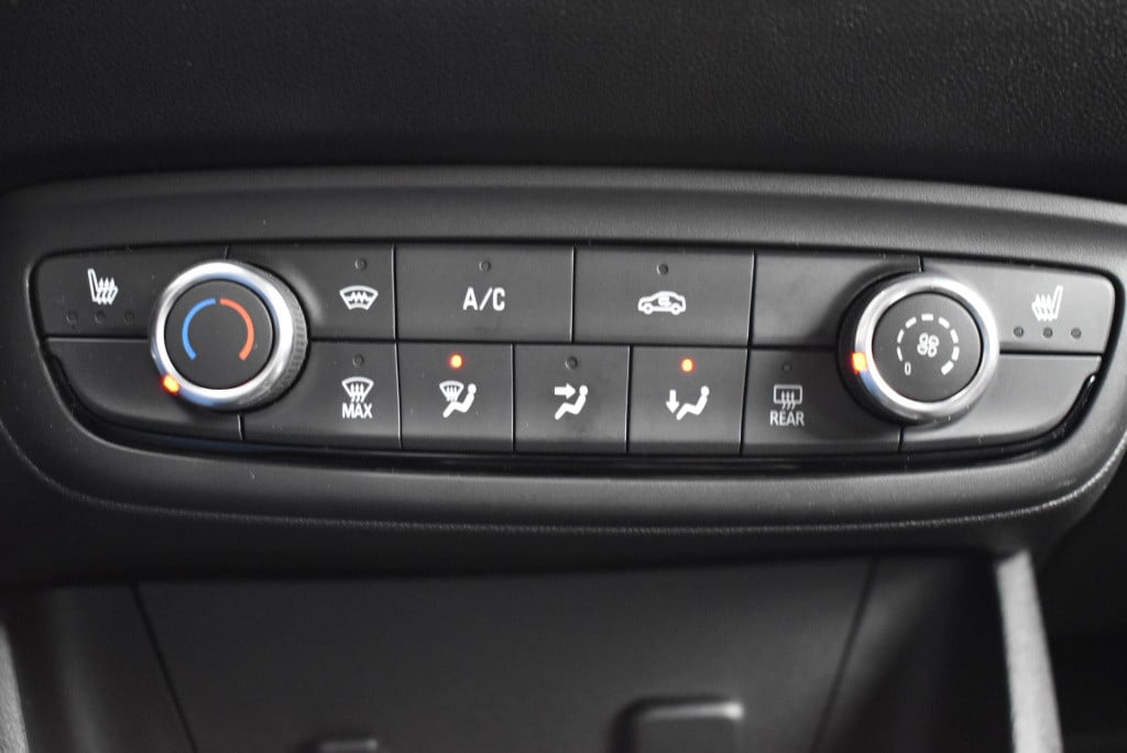 Opel Crossland X 1.2 innovation