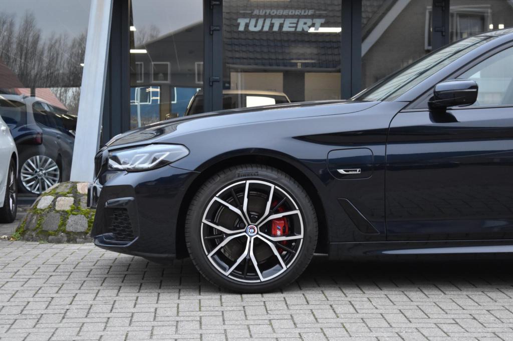 BMW 5 Serie 530e m-sport pro | laserlight | harman kardon | 360 camera | tr