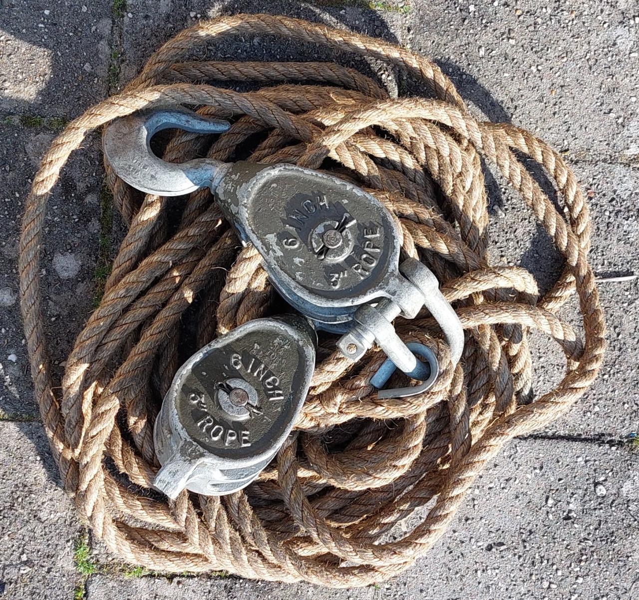 Touw + 2 Dubbele Katrollen