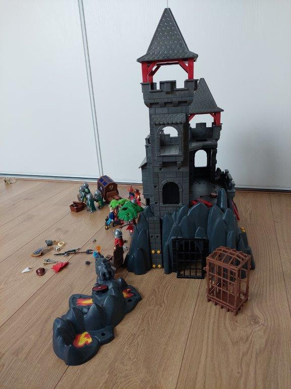 Playmobil draken kasteel en ridders