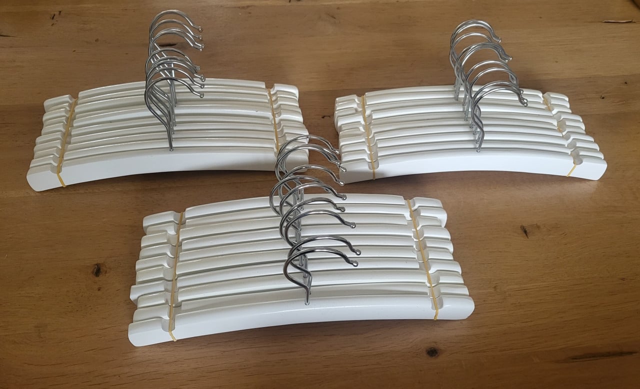 30 houten kledinghangers