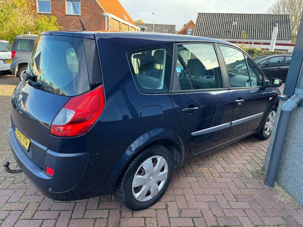 Renault Scenic 2.0 - 16v business line 7 persoons