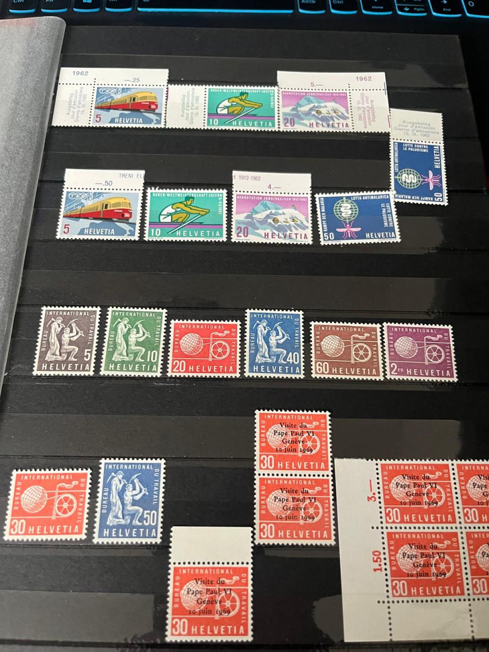 Kleine collectie Zwitserland postfris in album