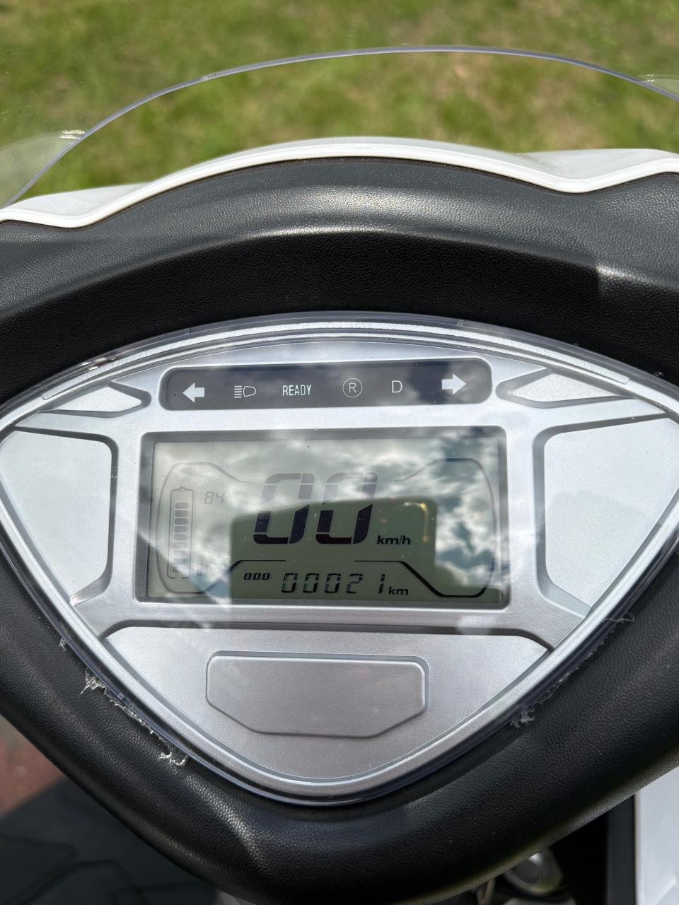 Nieuwe elec scooter 3 wiel iva t3  21 km juli 2026