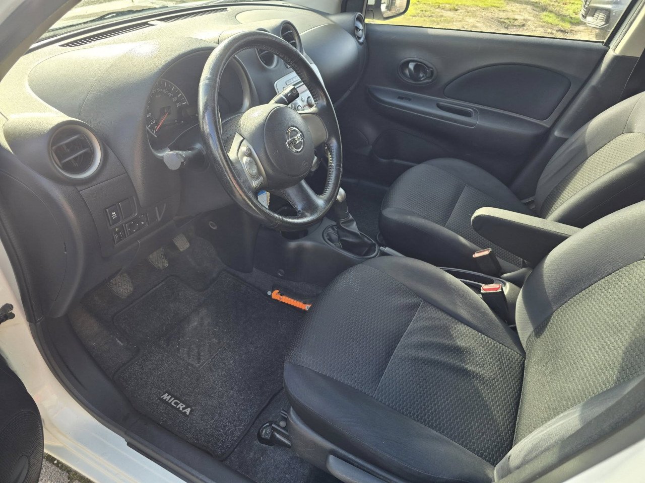 Nissan micra 1.2 Acenta  Bouwjaar 2012
