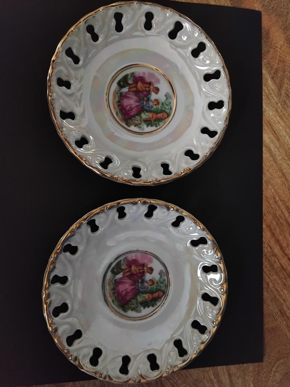 Vintage Kop en Schotels 2 setjes