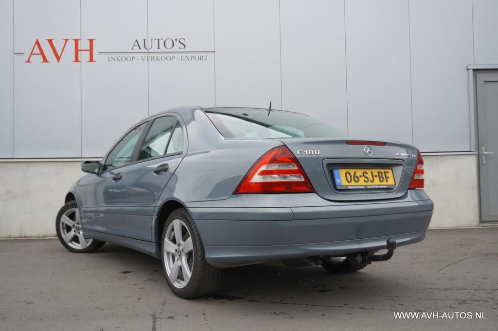 Mercedes-Benz C-Klasse 180 k. classic