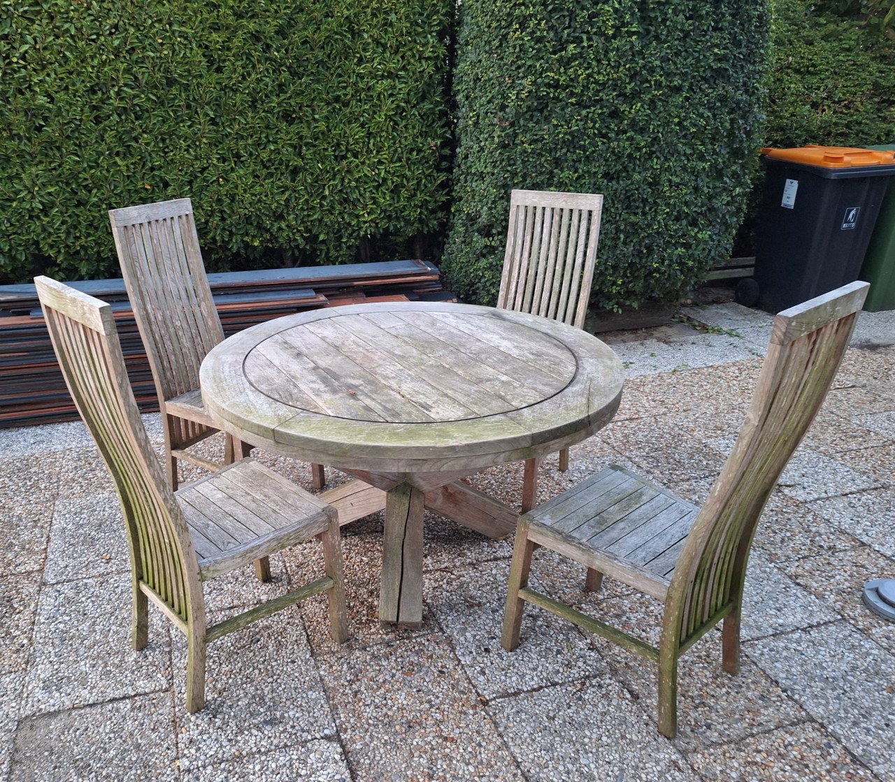 Hardhouten tuinset