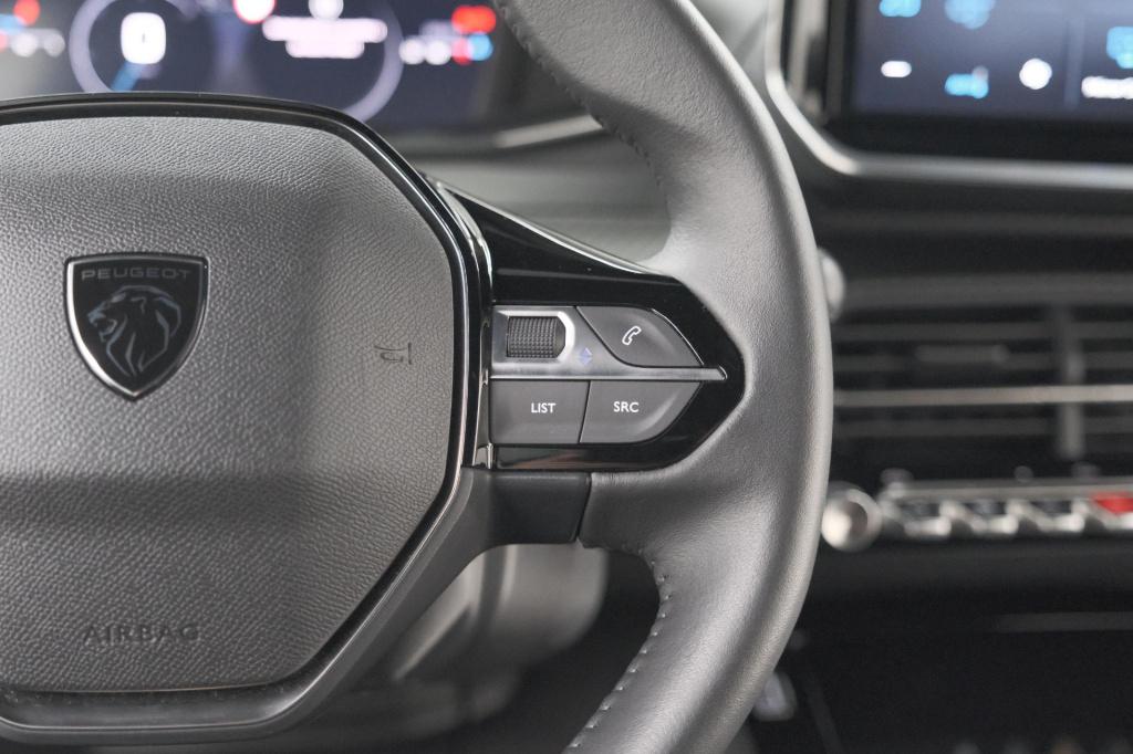 Peugeot 2008 puretech 100 allure | apple carplay | parkeersensoren | climat