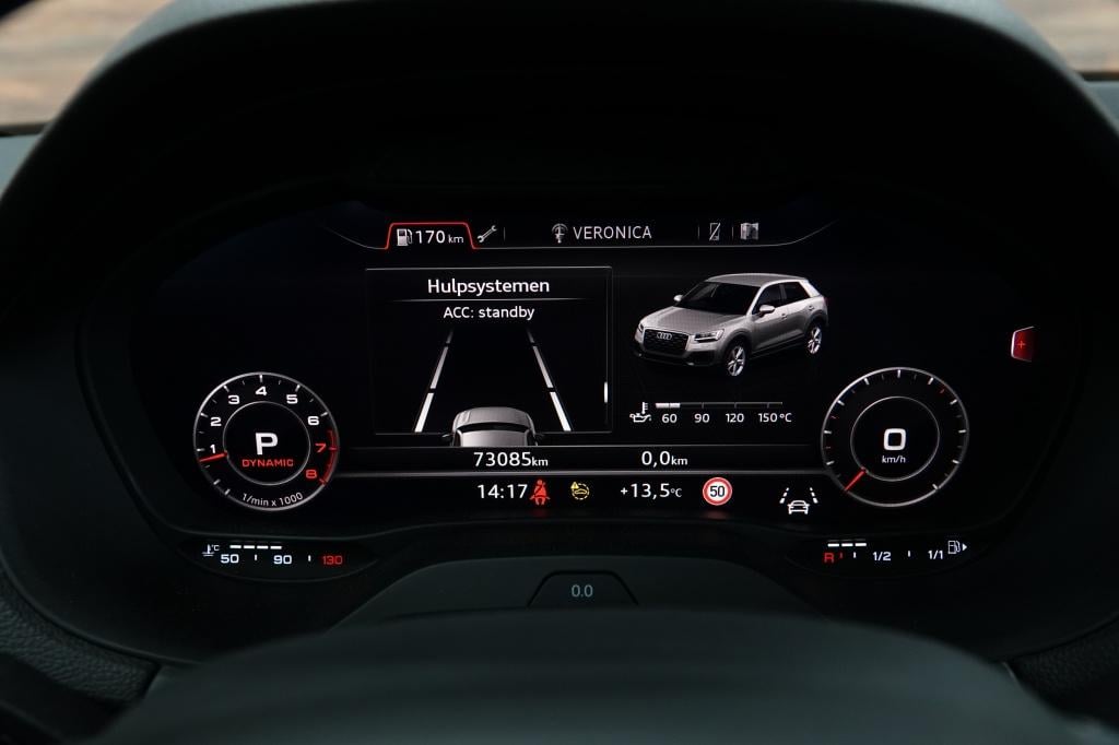 Audi Q2 35 tfsi s edition | keyless | acc | camera |