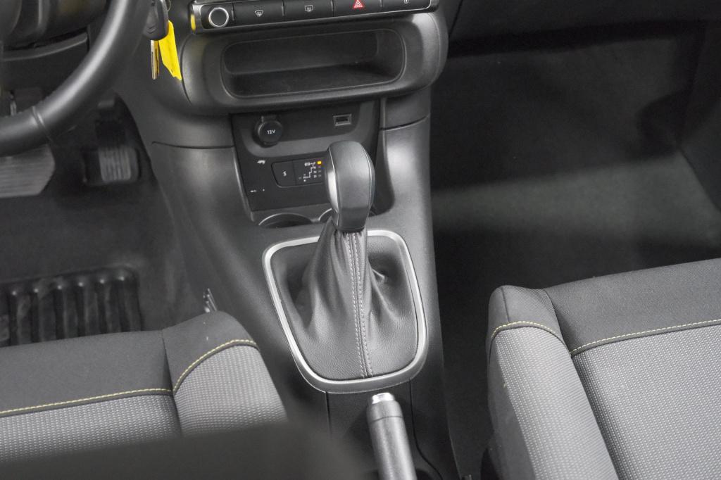 Citroen C3 puretech 110 eat6 business | trekhaak | camera | dodehoekdetecti