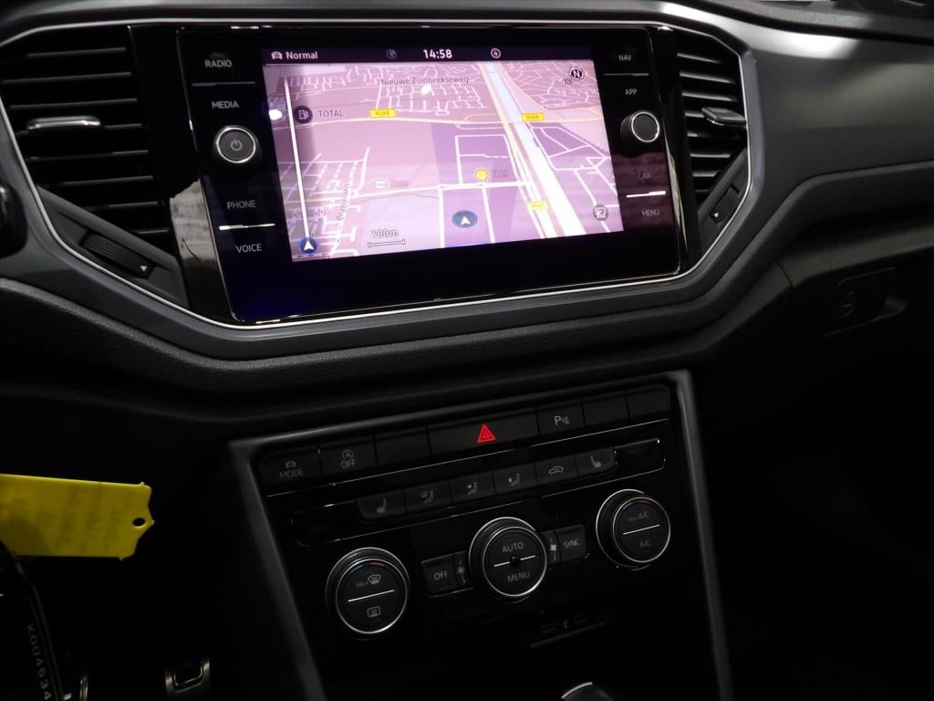 Volkswagen T-roc cabrio 1.5 tsi 150pk 7-dsg r-line