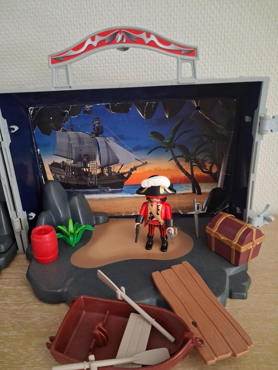 Playmobil piratenkoffer met piraten, kanon, roeiboot set 5347