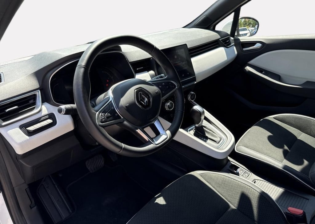 Renault Clio 1.6 e-tech hybrid 140 intens
