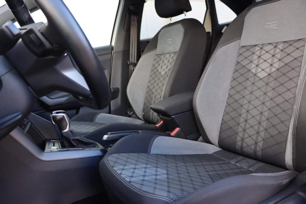 Volkswagen Taigo 1.0 tsi r-line 110pk dsg7