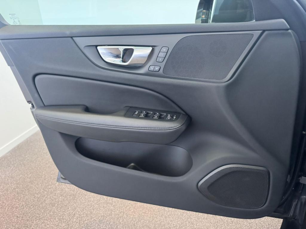 Volvo V60 2.0 t6 recharge awd inscription expression