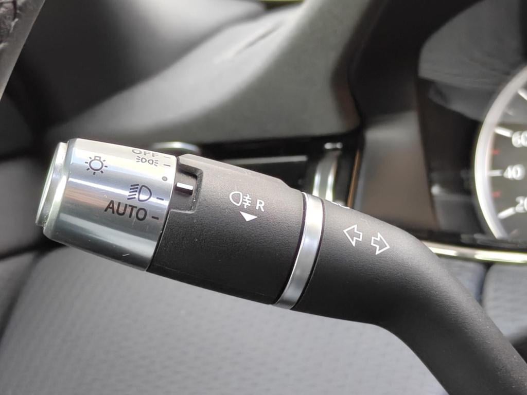 Land Rover Range Rover 1.5 p300e awd r-dynamic se