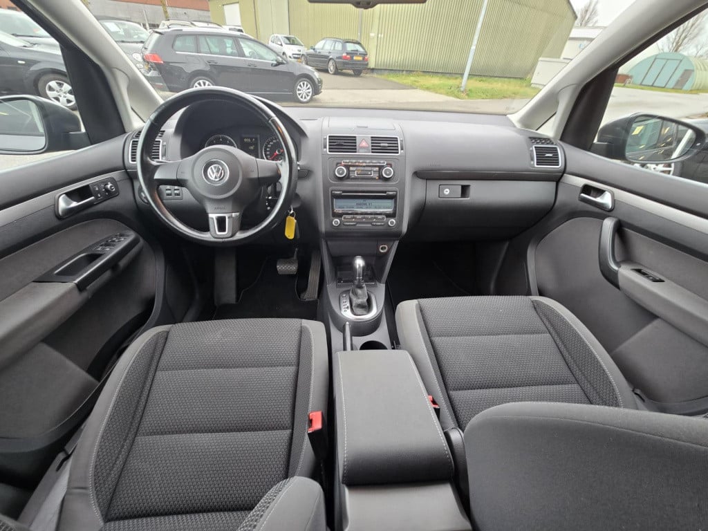 Volkswagen Touran 1.4 tsi comfortline automaat!