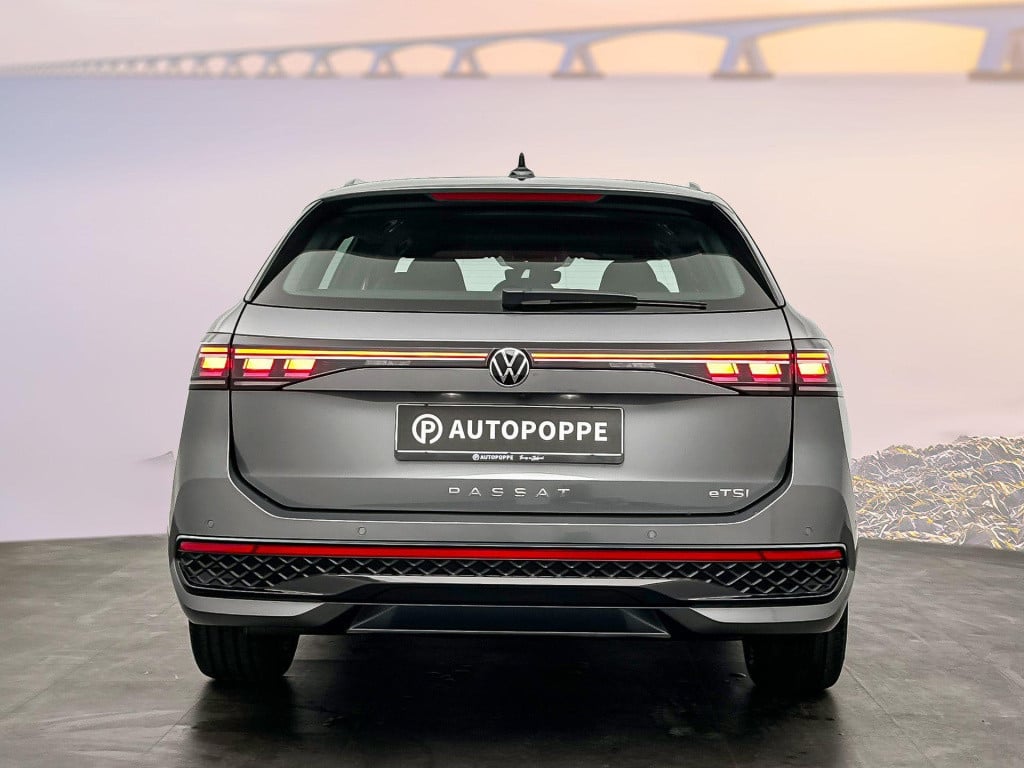 Volkswagen Passat r-line business variant (9) 1.5 110 kw / 150 pk e volkswa
