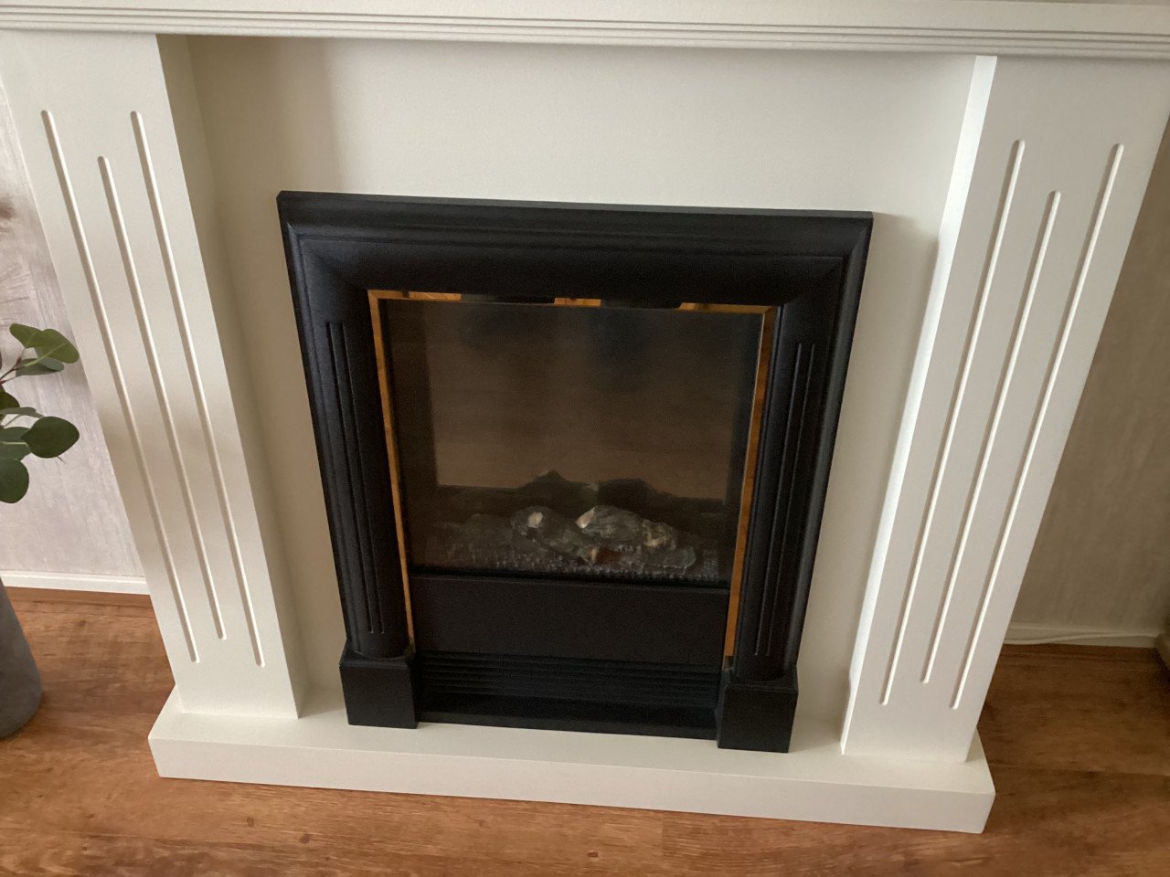 Te koop: Sfeerhaard met verwarming en afstandsbediening t.e.a.b.