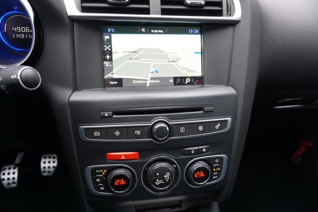 Ds Ds 4 crossback 1.2 puretech so chic climate / navi / leder / cruise / le