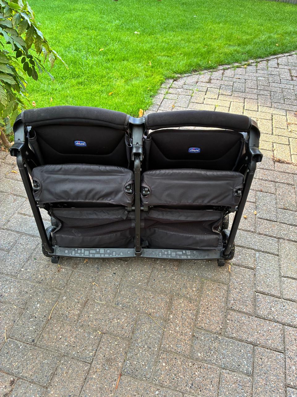 Chicco Twin Buggy – Ideaal voor een tweeling of twee kleintjes!