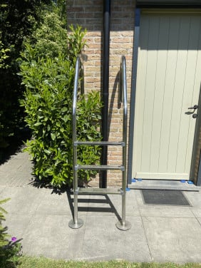 Zwembadtrap aluminium