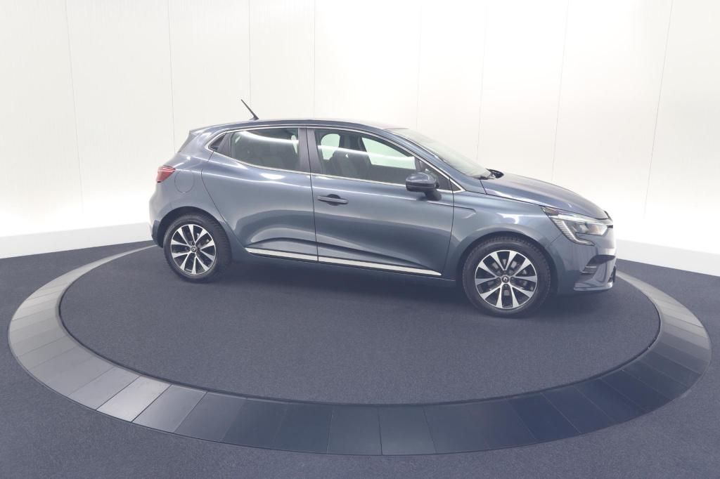 Renault Clio tce 130 edc intens |  allseason banden | camera | navigatie | 