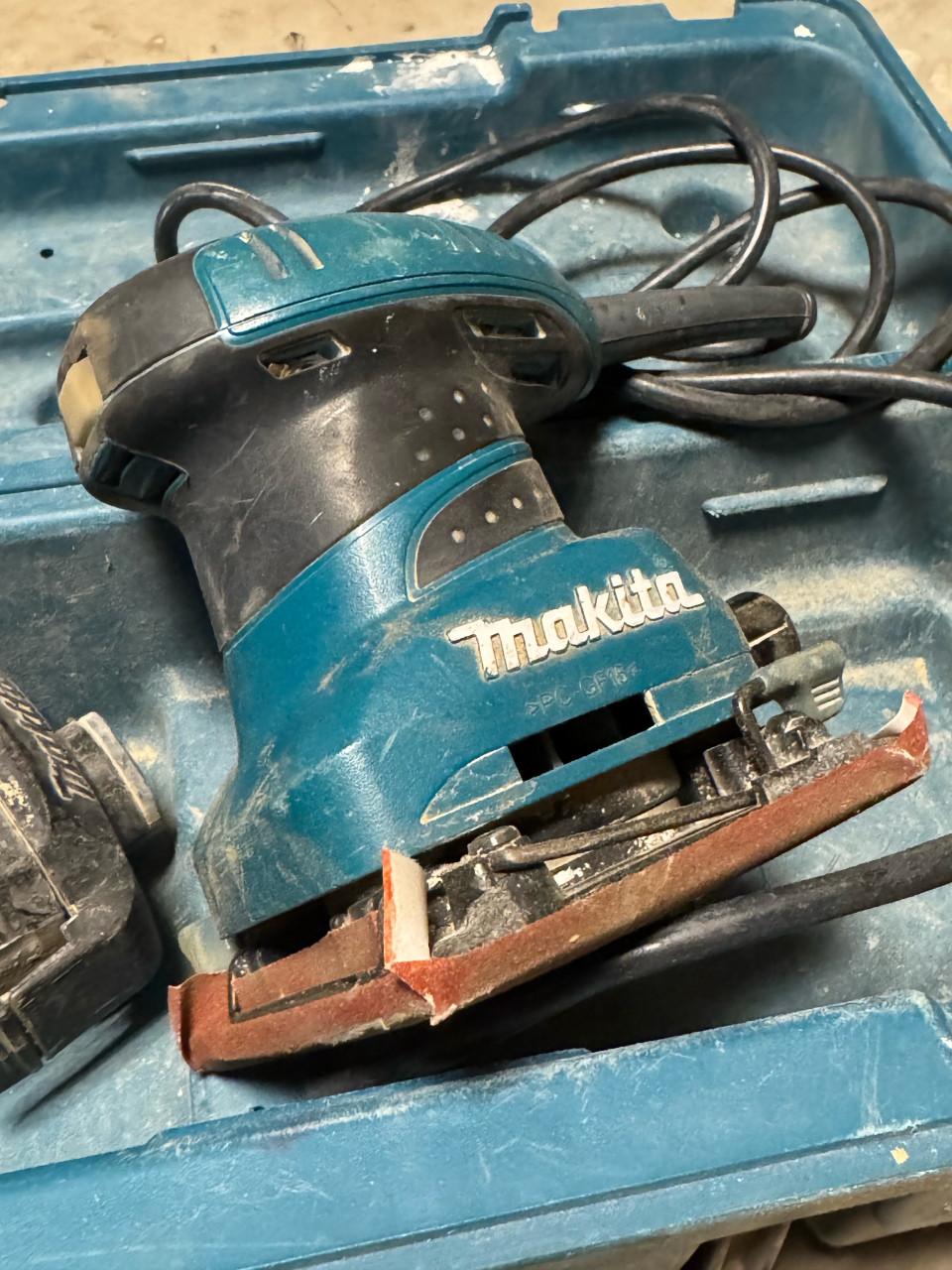 Makita vlakschuurmachine BO4556