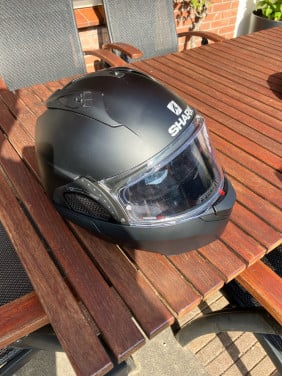 Shark EVO GT systeemhelm