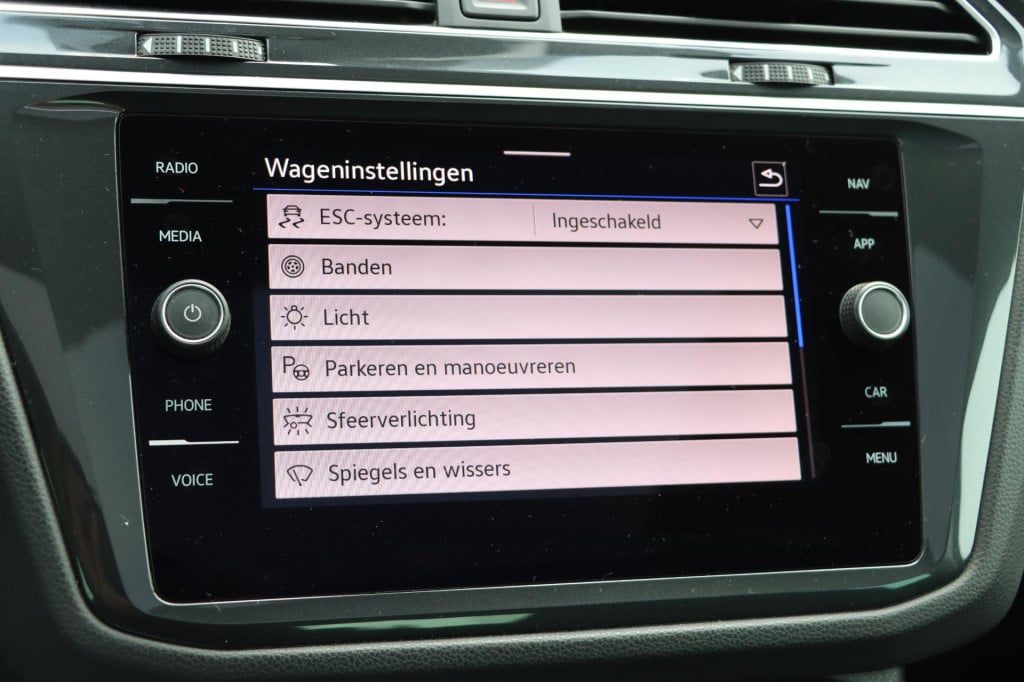 Volkswagen Tiguan 1.5 tsi elegance