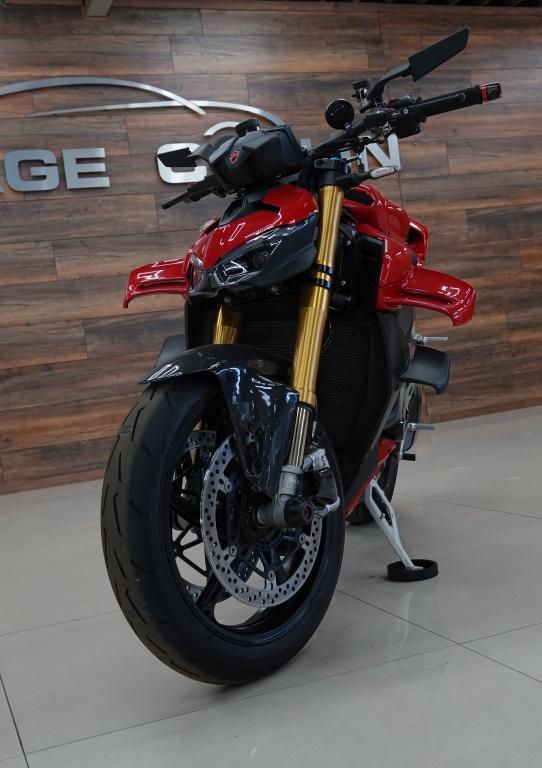 Ducati Streetfighter tour v4 s | akrapovic | carbon |