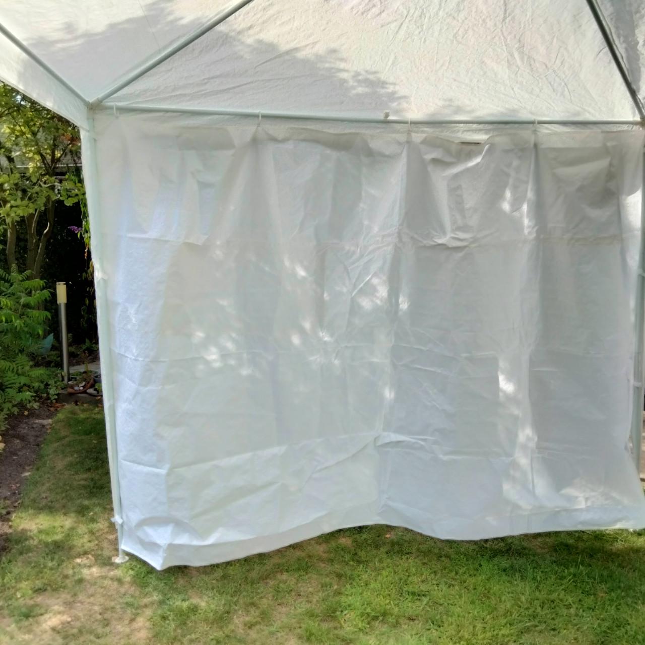 PARTYTENT