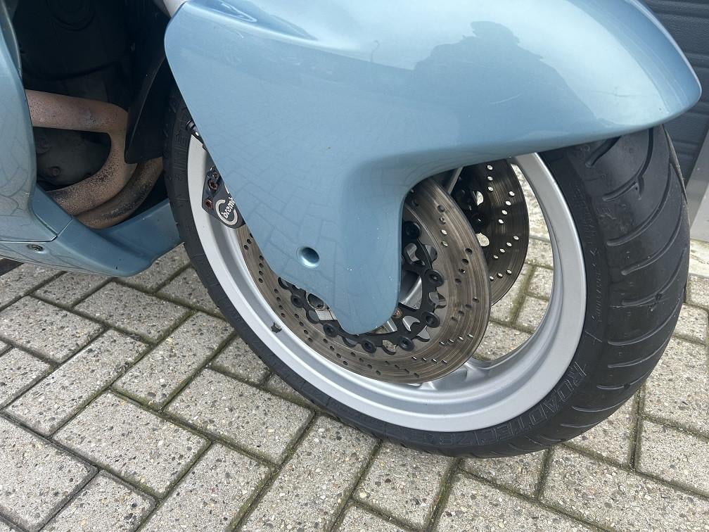 BMW R1100RT in nieuwstaat, bj 2000 met slechts 58dkm, kofferset etc €1795,-