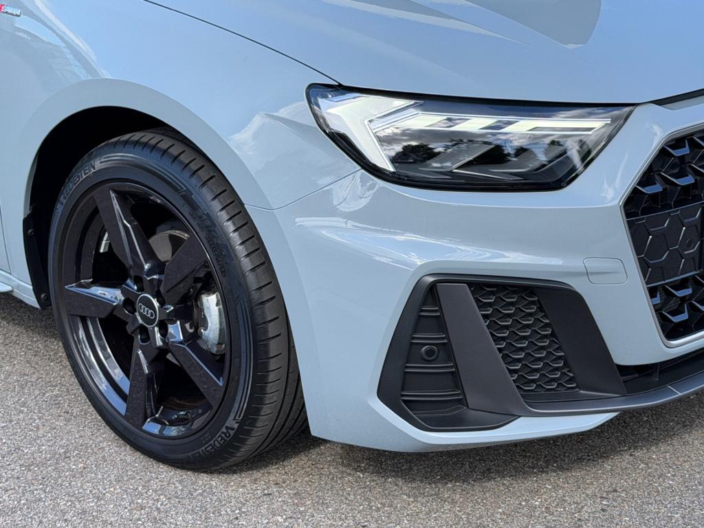 Audi A1 Sportback 25 tfsi s-tronic s-line | led | navi | carplay | adapt. c