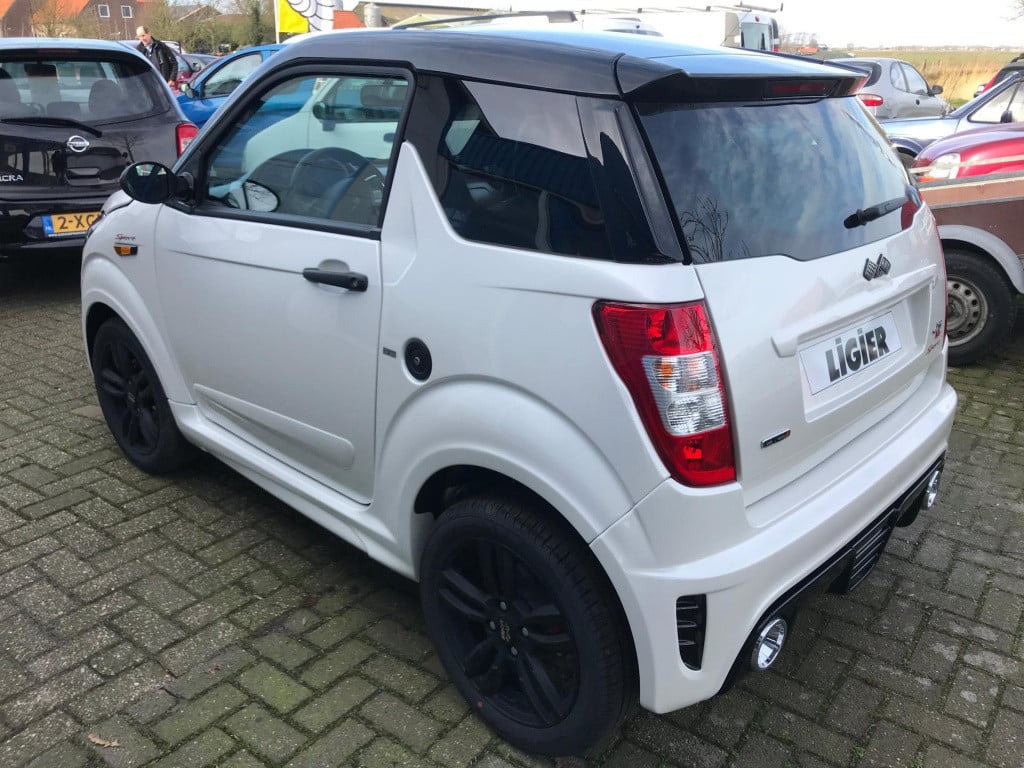 Ligier Js50 brommobiel c sport young sun dci 492 met airco (nieuw)