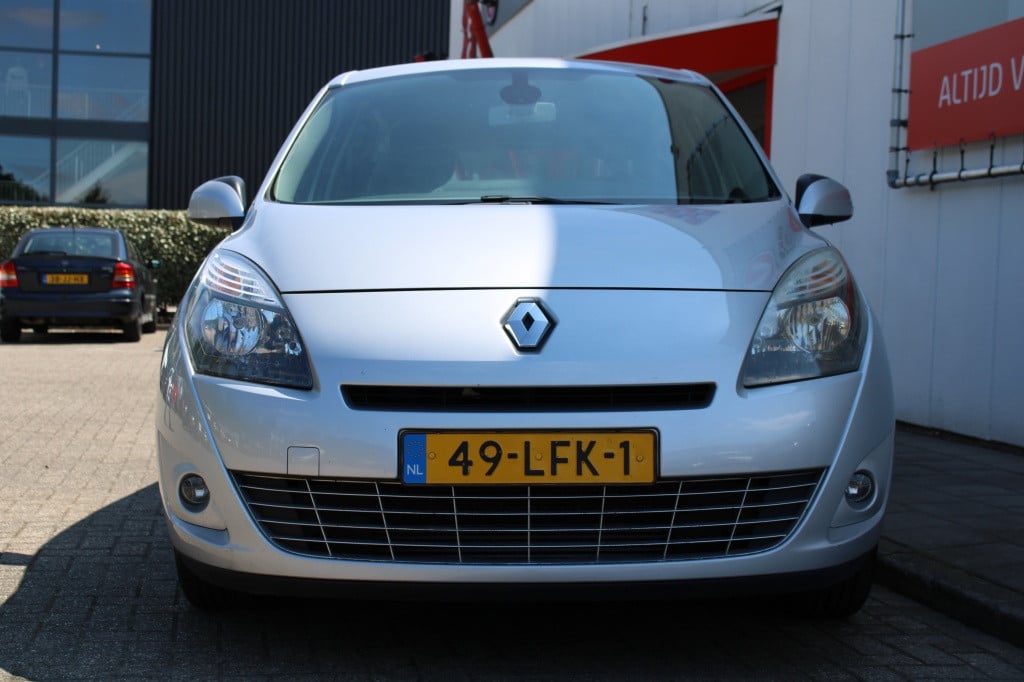 Renault Grand Scenic 1.4 tce bns sport 7p