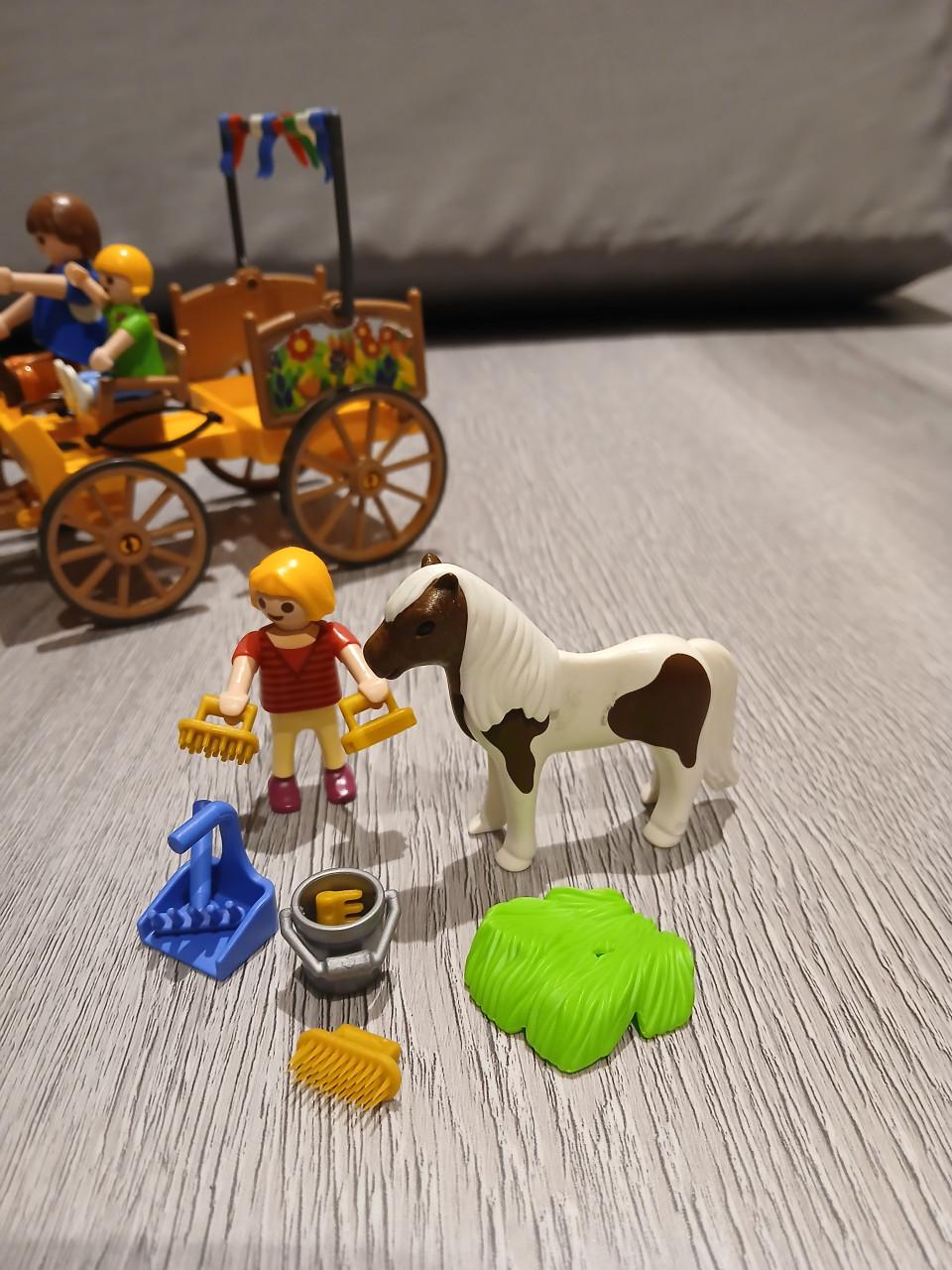 4 x playmobil: ponyweide paardenkoets verzorgpony 9 paarden!