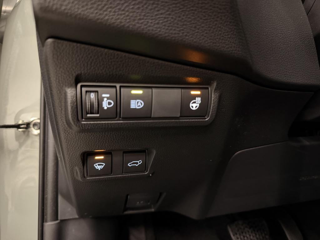 Toyota Corolla Cross hybrid 140 dynamic| adapt. cruise| stoel/stuur verw.| 