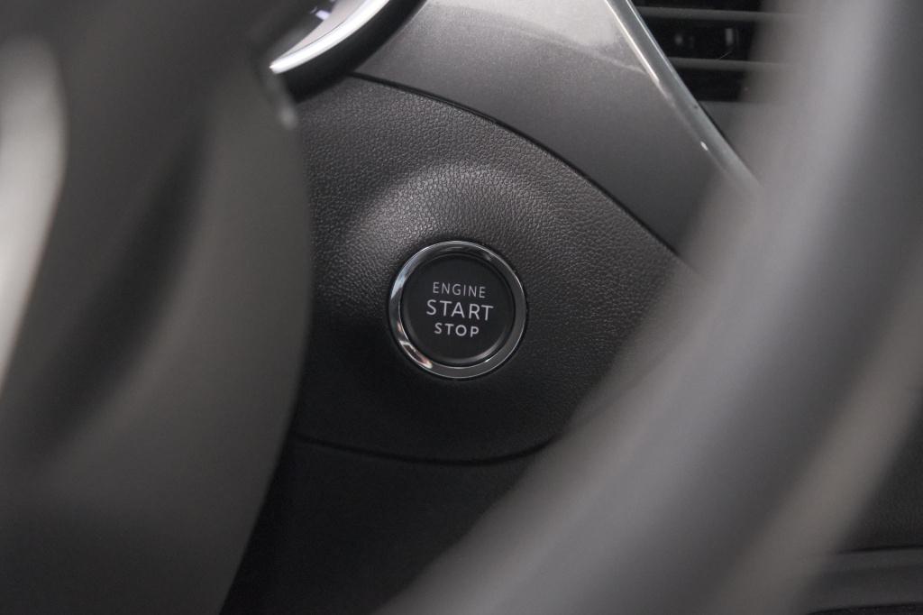 Opel Crossland X turbo 110 ultimate | camera | dodehoekdetectie | comfort p