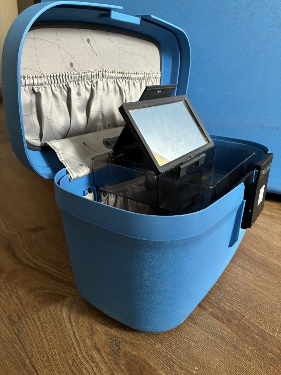 Delsey koffer + beautycase
