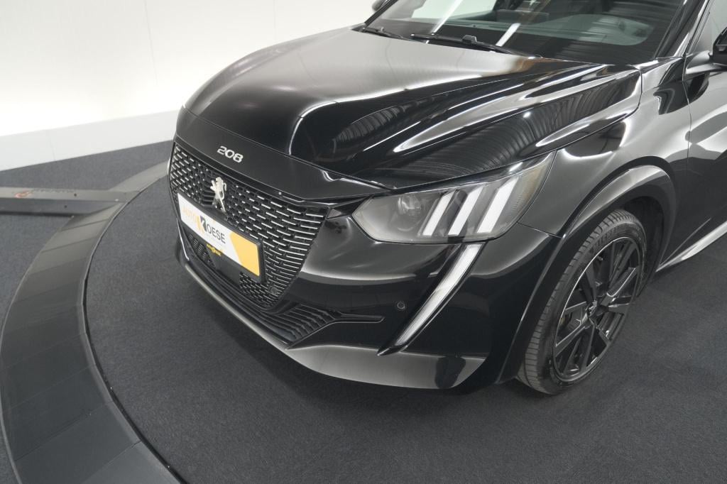 Peugeot 208 puretech 100 gt | camera | apple carplay | parkeersensoren | na