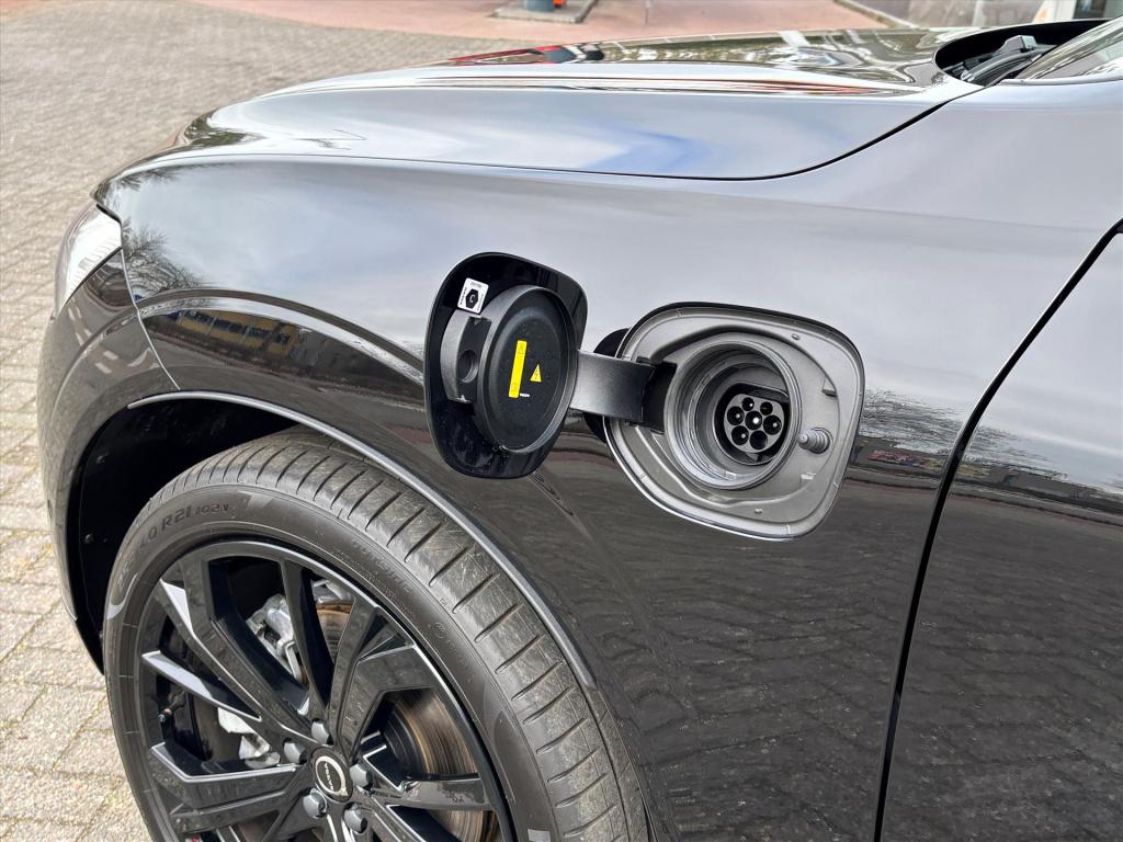 Volvo XC60 t6 plug-in hybrid 350pk aut awd ultra dark| harman kardon|panoda