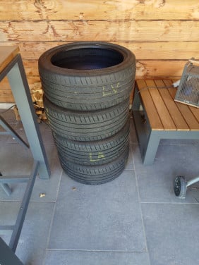 Zomerbanden Vredestein Ultrac zomerbanden, 205/40 R17 84Y.