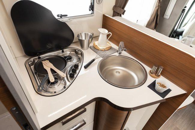 Elnagh Baron 573  - Half-integraal camper, 12 maanden garantie!